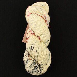 MadelineTosh DK Twist Yarn Merino Wool Hand-Dyed Minimal Sweet Nothing Optic